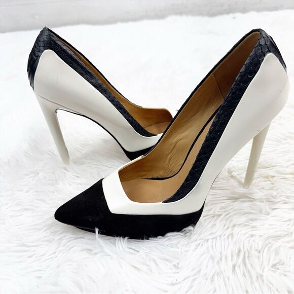 L.A.M.B. CIA Colorblock Leather Pointed Toe Pump Heels - Picture 1 of 14